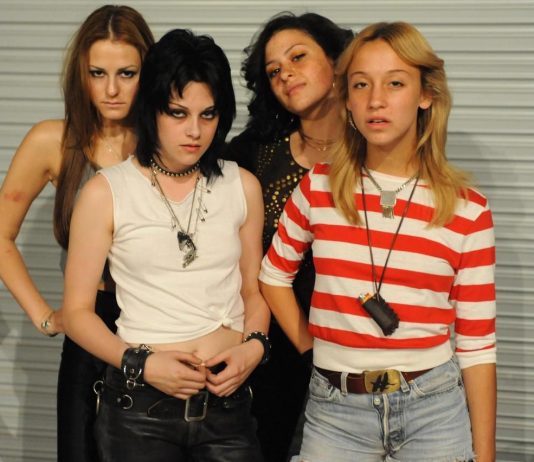 Filme in competitia pentru lungmetraj de la IIFF