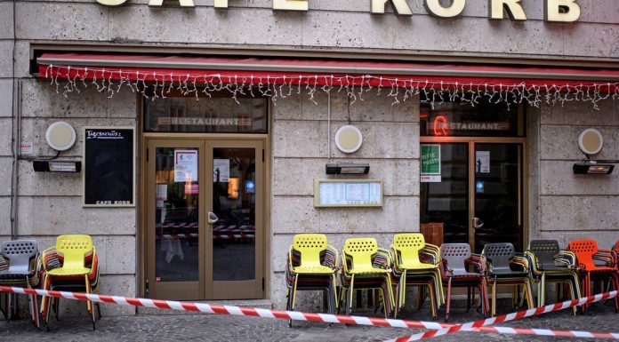 Confuzia si frustrarea domina prima zi a noii izolari din Austria