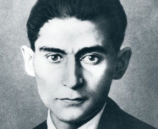 Franz Kafka, egoismul si bunatatea unui om fara aparare