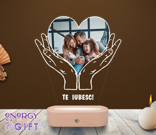 Lampă LED personalizată pentru bunici – un dar care le aduce zâmbetul acasă